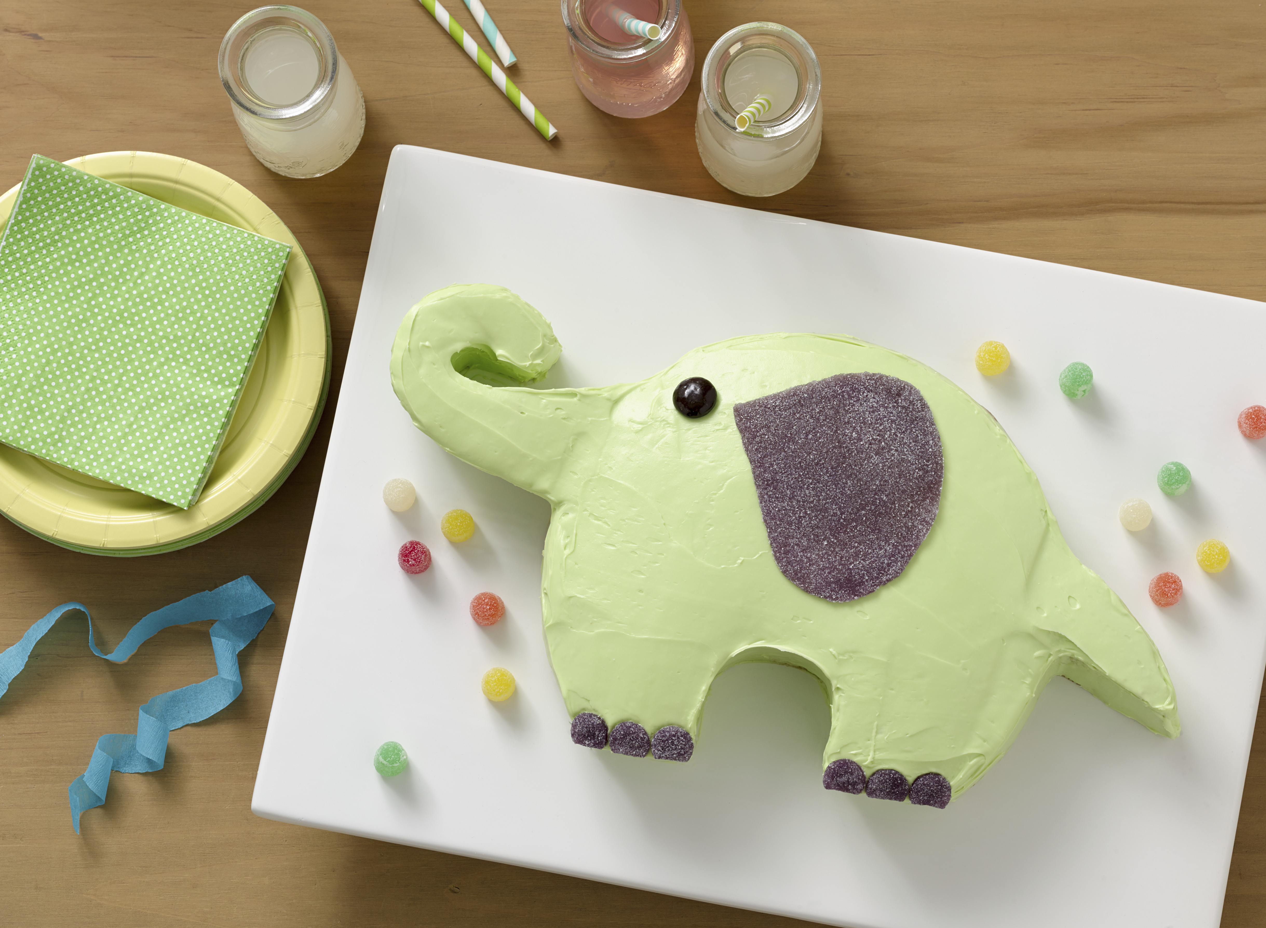 Zoo Elephant Lion Birthday Cake Customized Cartoon Fondant 6 Inch Face-to- face - Shop gjdessert Cake & Desserts - Pinkoi