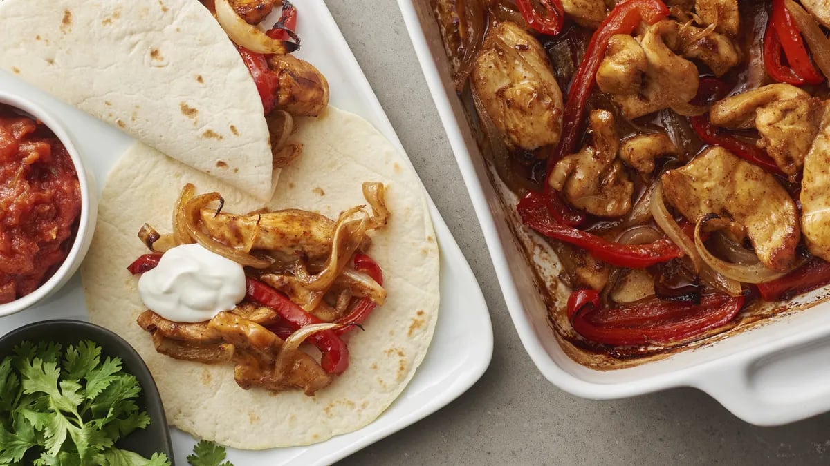 Easy Oven-Baked Chicken Fajitas