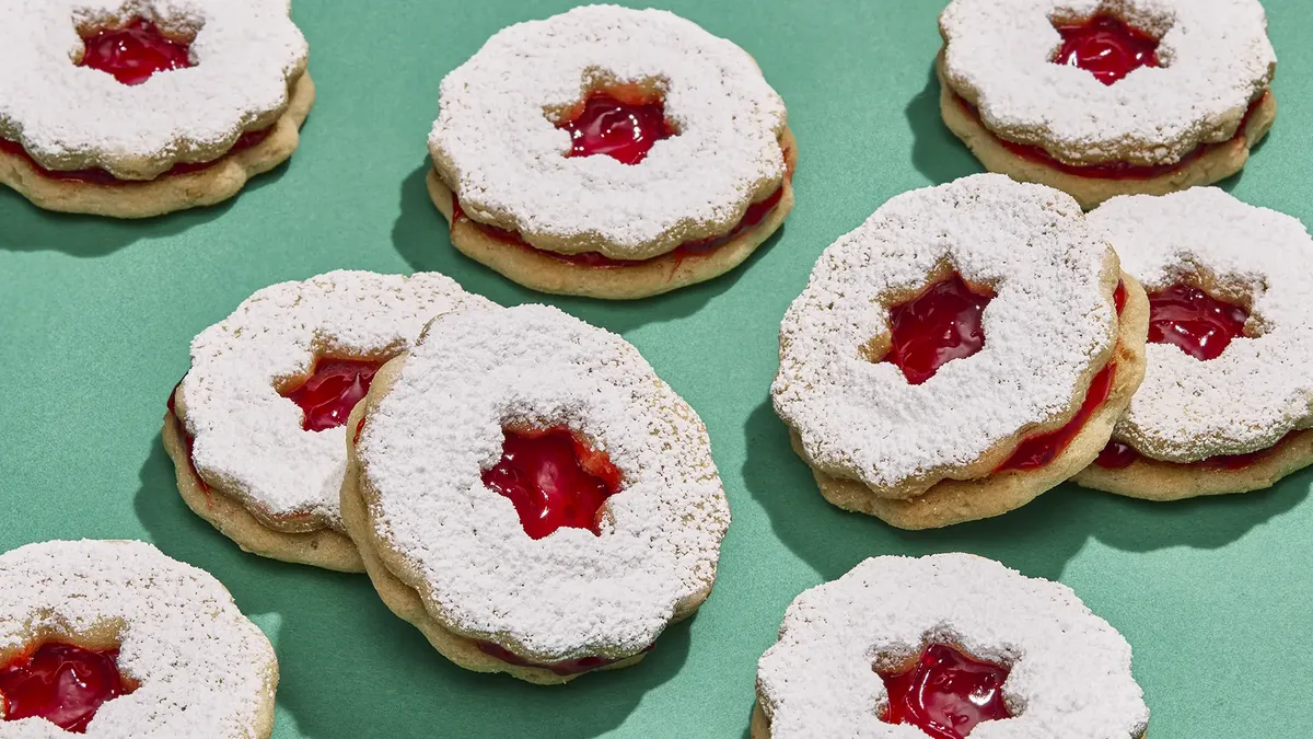 Linzer Cookie Tarts