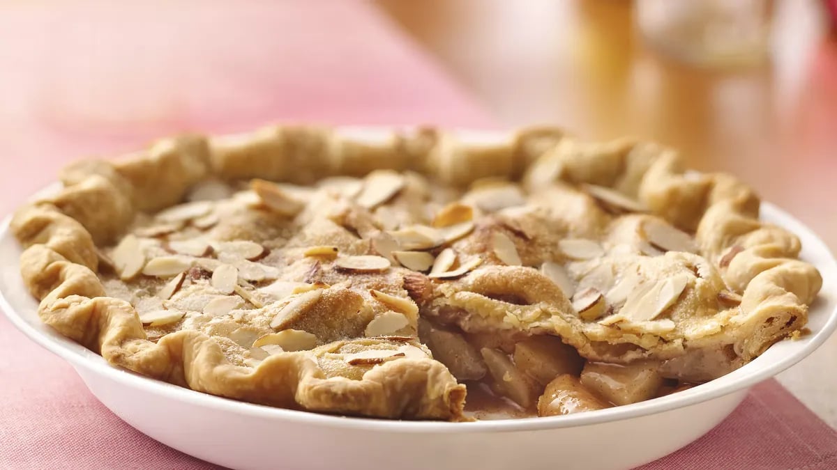 Almond-Pear Pie