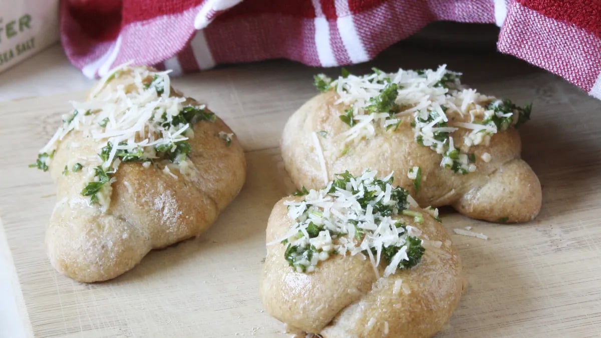 Parmesan-Garlic Knots