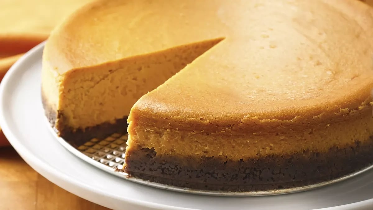 Pumpkin-Caramel Cheesecake