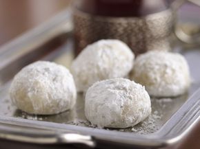 Russian Tea Cakes | Gold Medal Flour US
