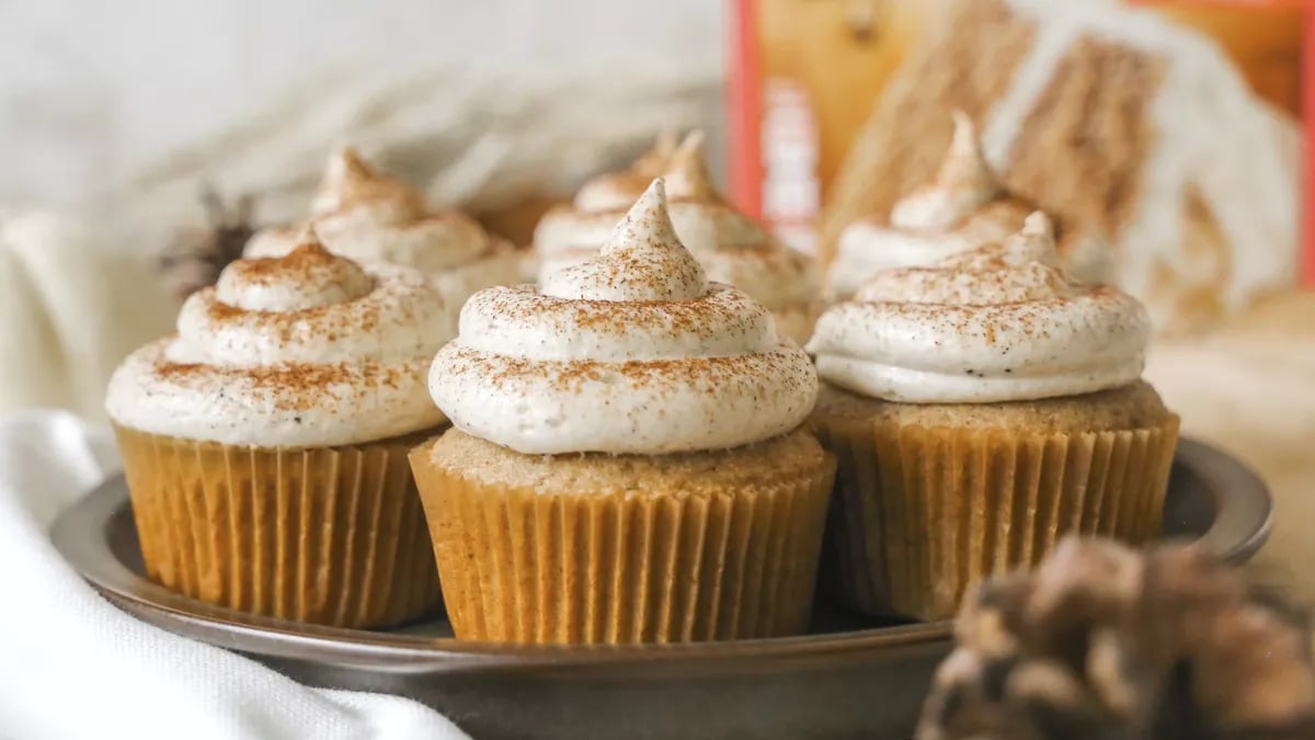 Spice Cupcakes with Brown Butter Cream Cheese Frosting