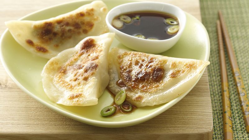 Gyoza with Turkey and Soy Dipping Sauce