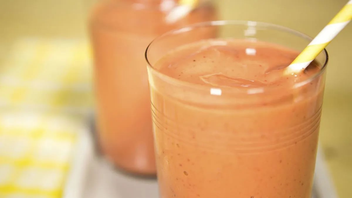 Super Strawberry Banana Smoothies