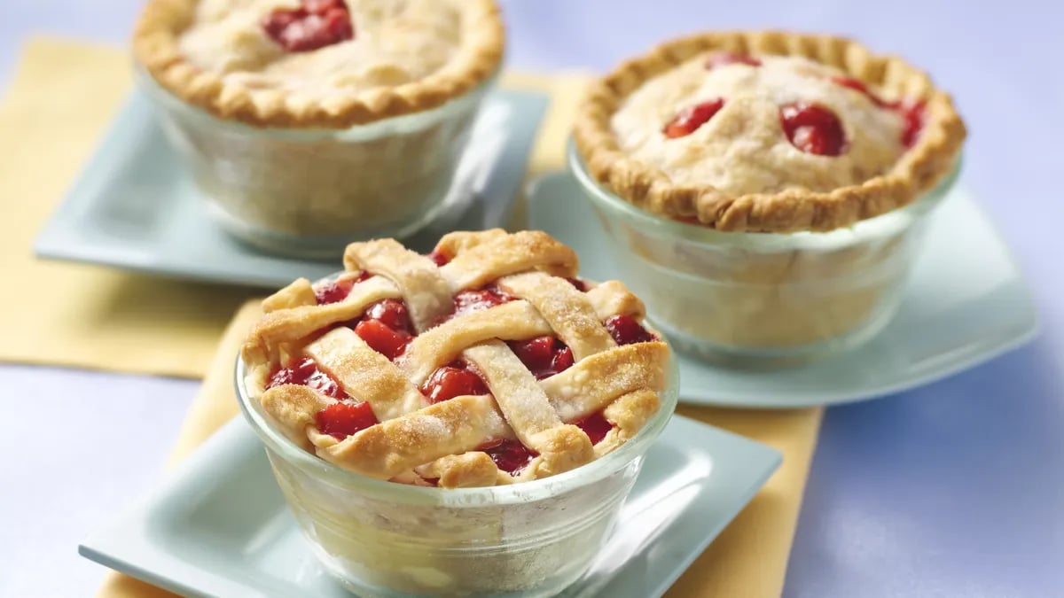 Strawberry-Rhubarb Mini Pies