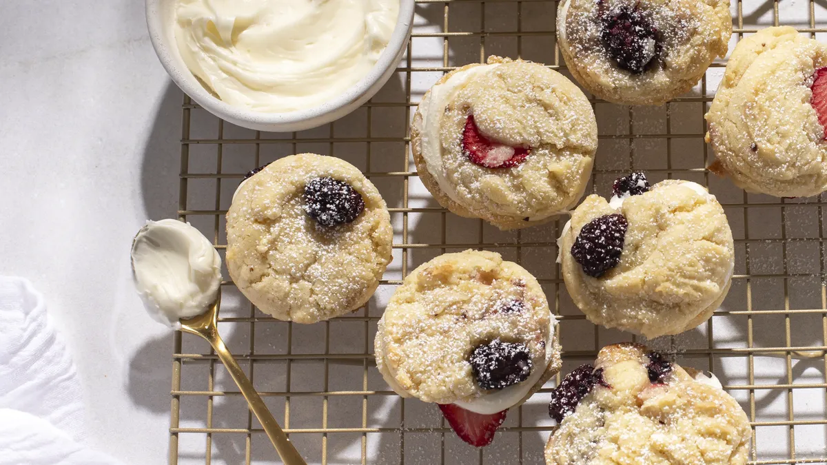 Berries and Crème Sandwich Cookies