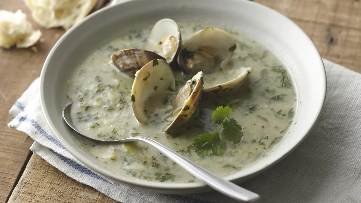 Spanish Green Clam Soup