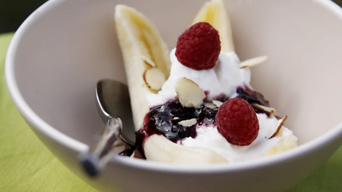 Greek Yogurt Banana Split