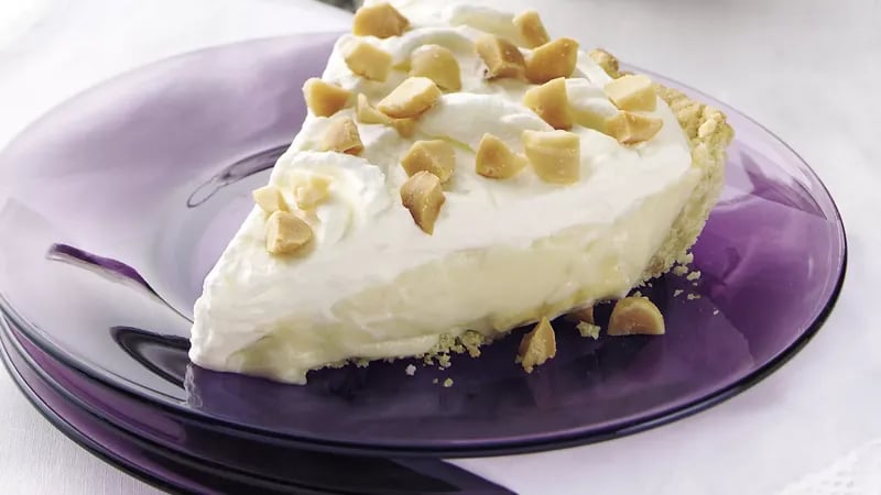 Macadamia Nut-Banana Cream Pie