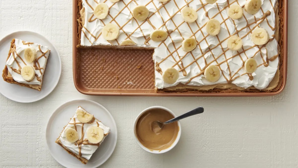 Peanut Butter-Banana Slab Pie