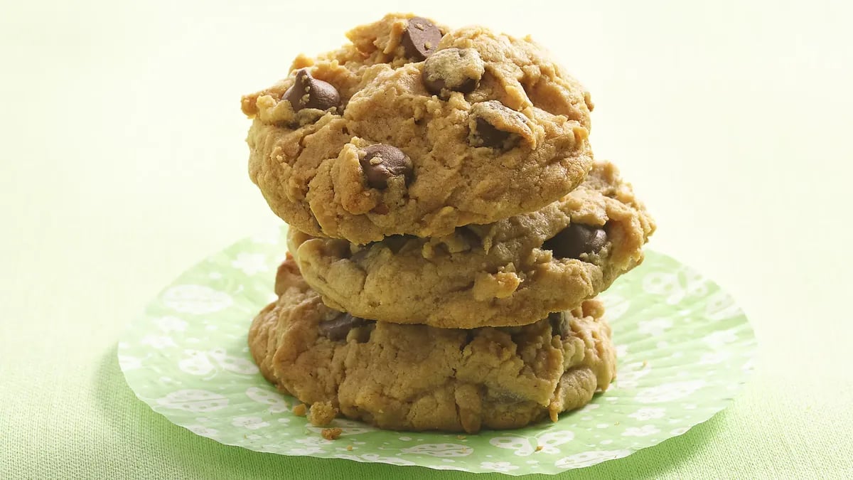 Peanut Butter Chocolate Chip Cookies