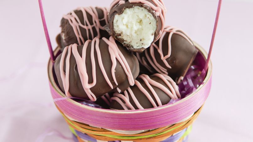 Huevitos de Pascua de Coco y Chocolate