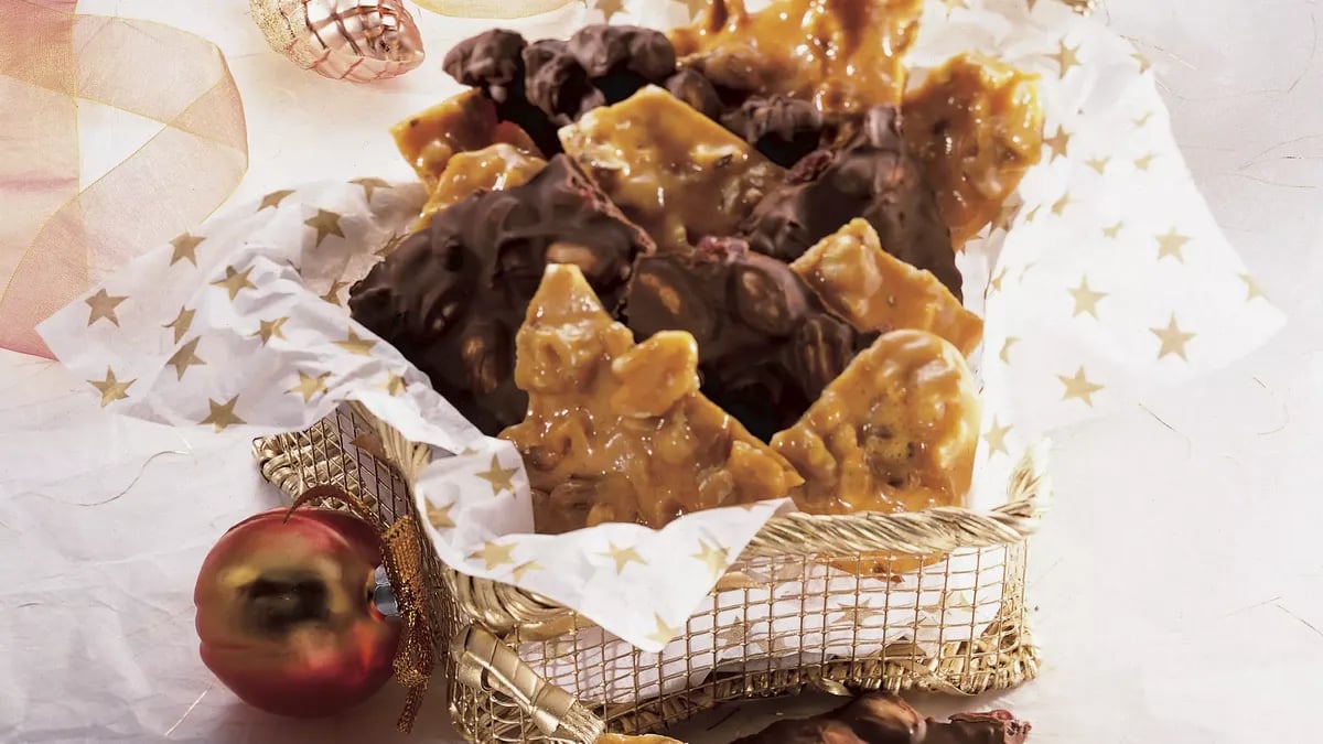 Spiced Walnut Brittle