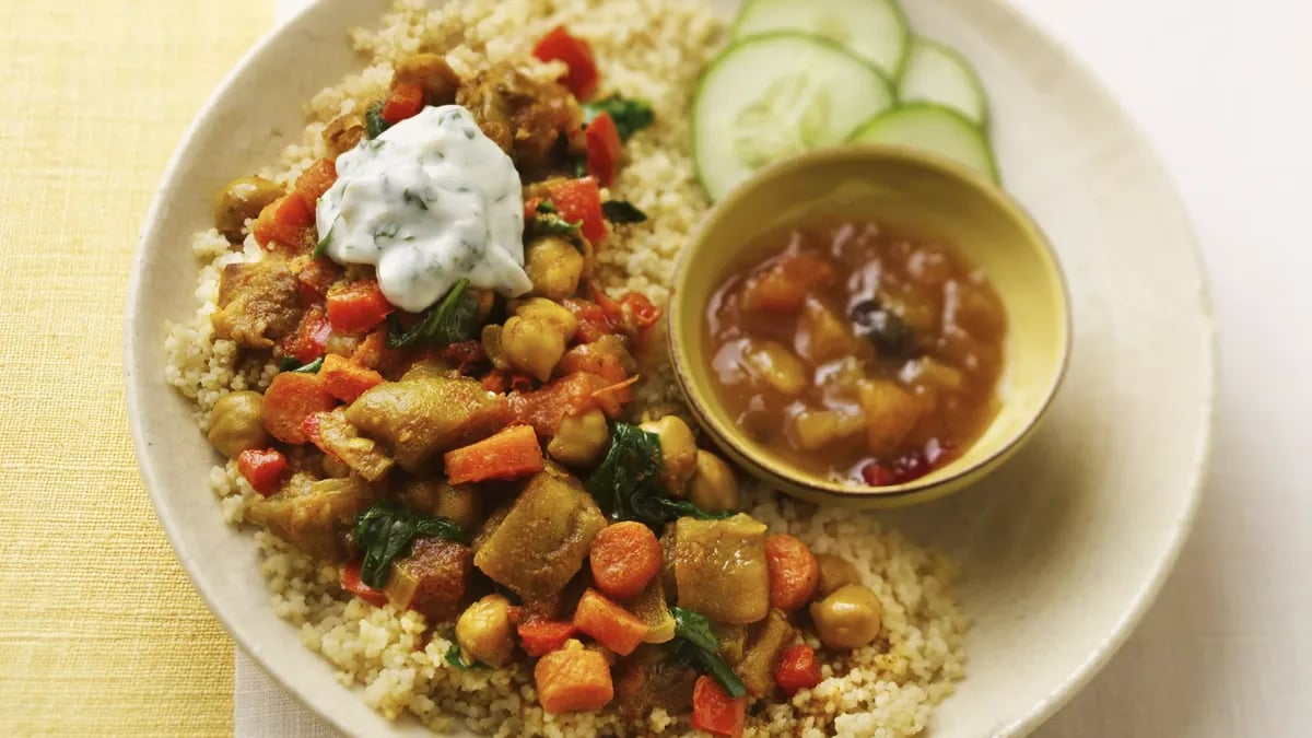 Slow-Cooker Vegetable Curry with Couscous