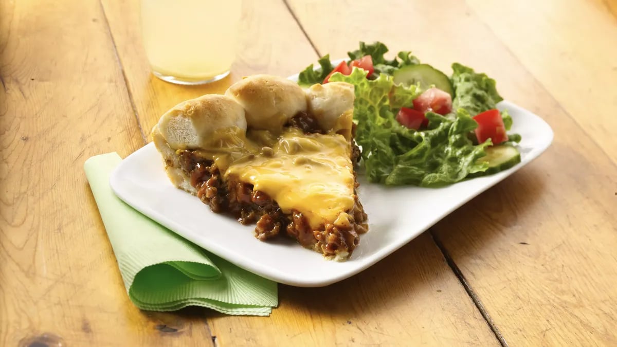 Cheeseburger Biscuit Pie