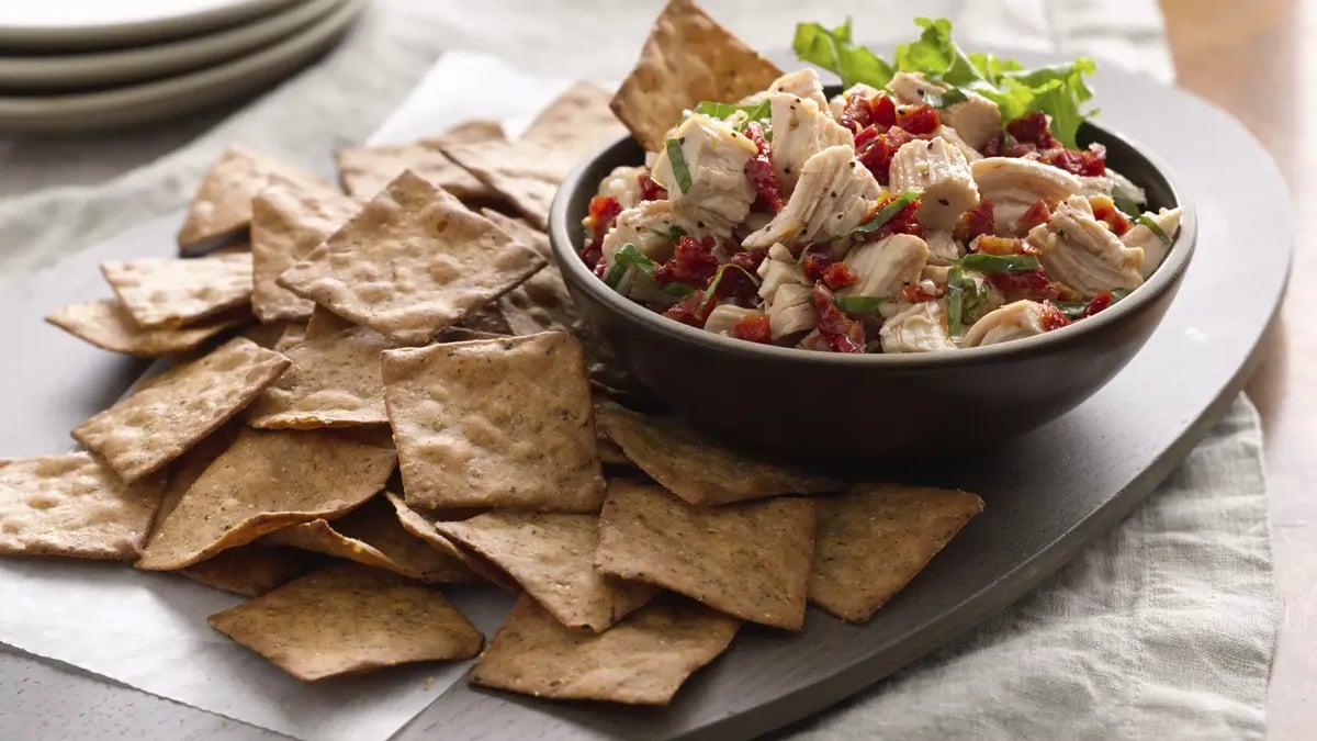 Chicken and Sun-Dried Tomato Salad