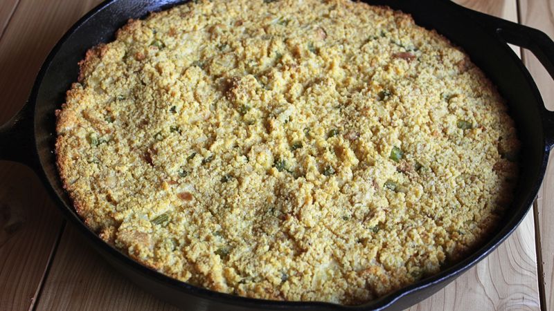 Skillet Cornbread Stuffing