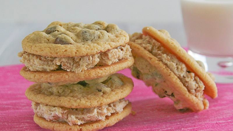 Oatmeal Cookie Cream Chocolate Chip Cookie Sandwiches