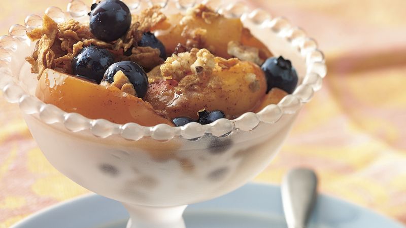 Peach and Blueberry Crisp with Crunchy Topping