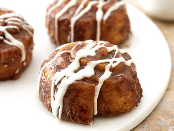 Chinese 5-Spiced Caramel Rolls