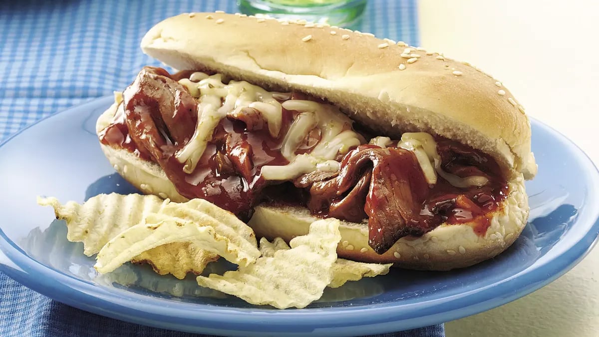 Spicy Barbecued Roast Beef Sandwiches