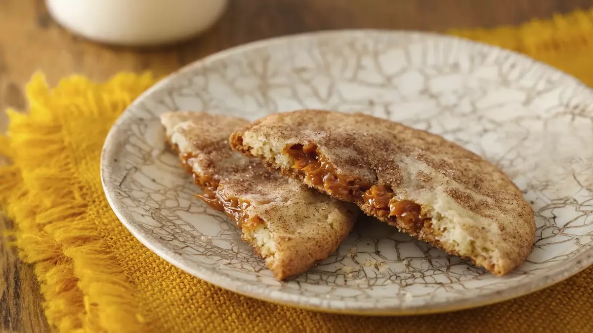 Easy Salted Caramel Snickerdoodles 