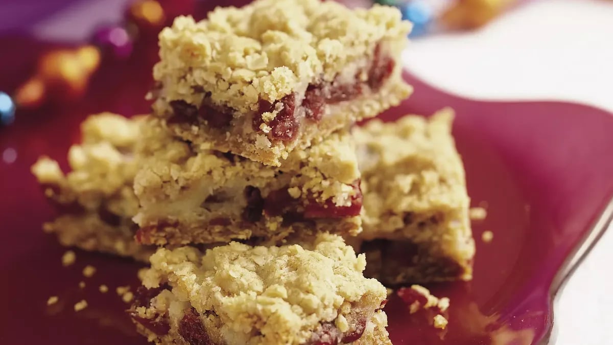 Sour Cream-Cranberry Bars 