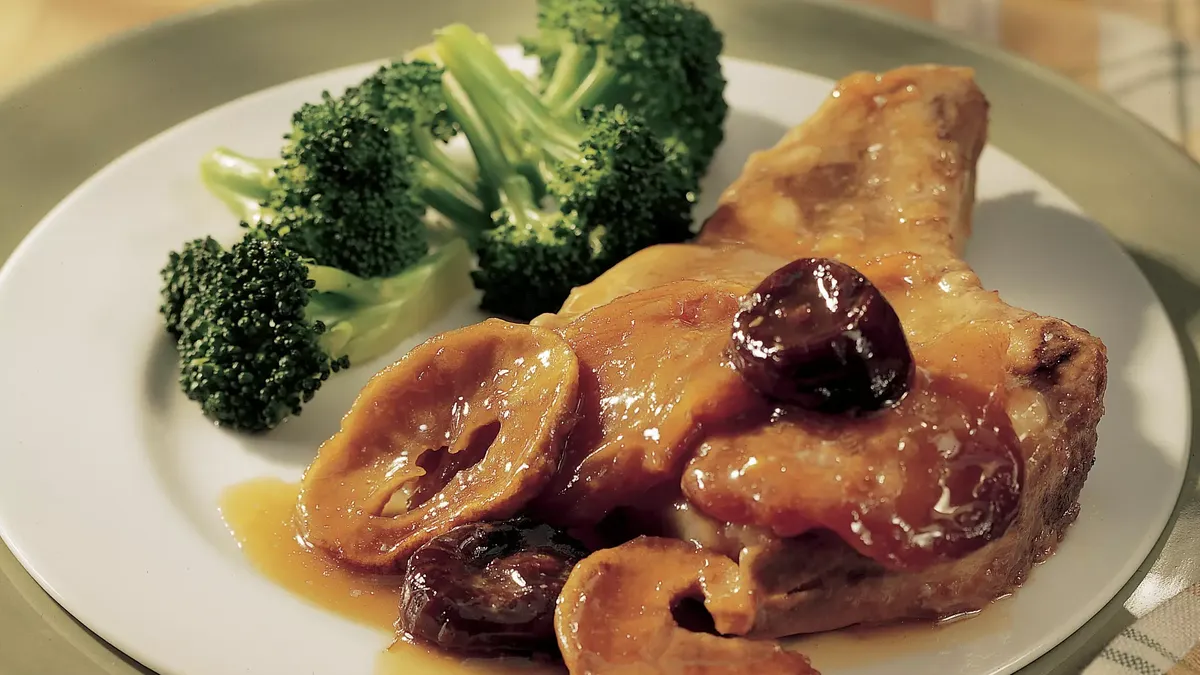 Pork Chops with Mixed Dried Fruit