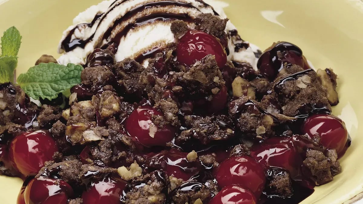 Chocolate-Cherry Crisp