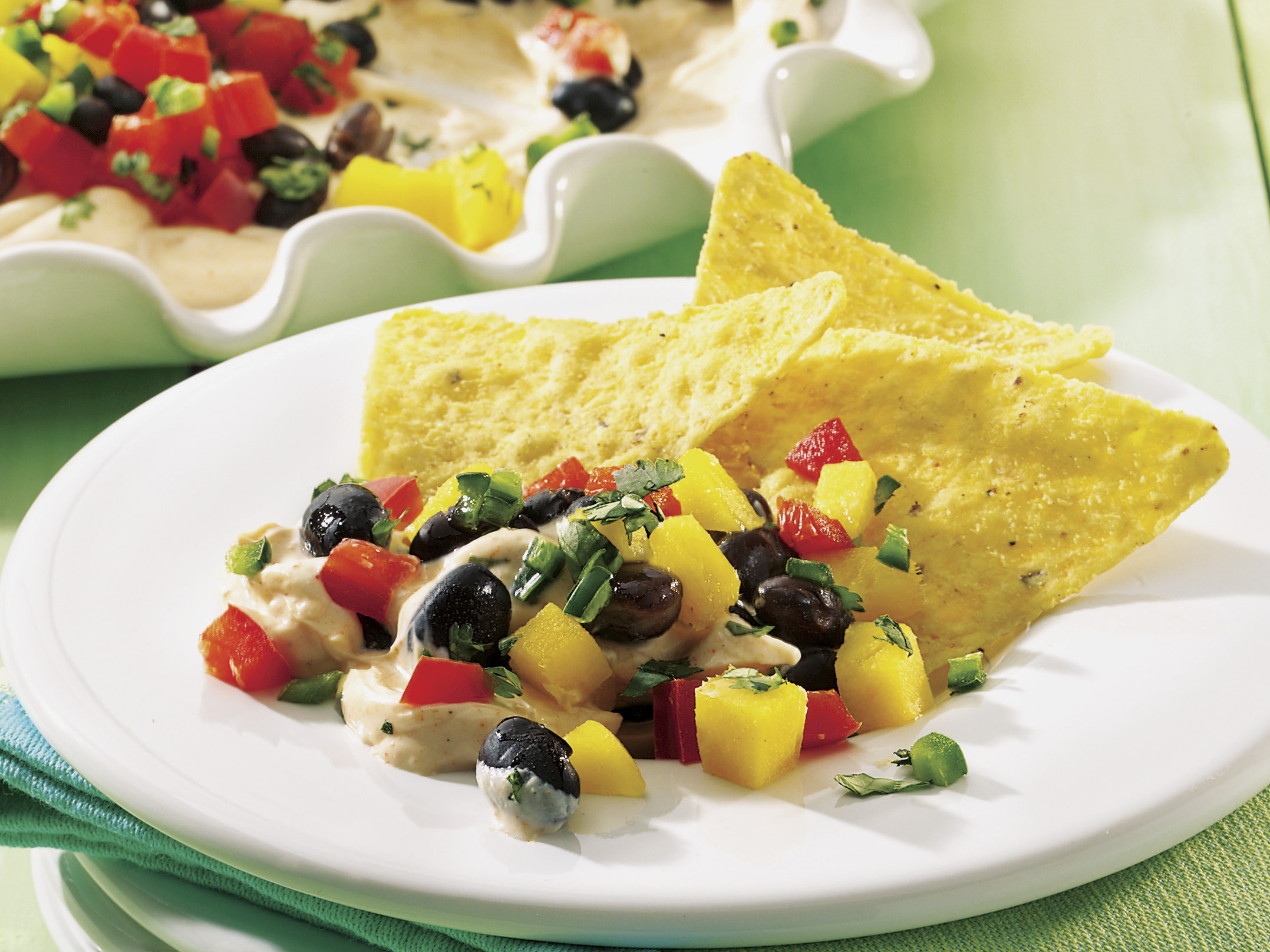 Caribbean Dip With Lime Chips Recipe - QueRicaVida.com