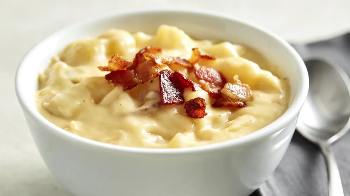 Slow-Cooker Cheesy Bacon Potato Soup