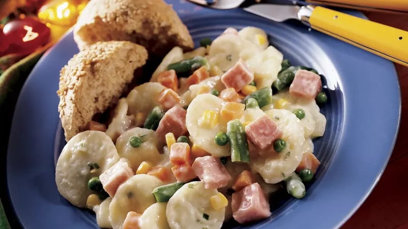 Creamy Scalloped Potatoes and Ham Supper