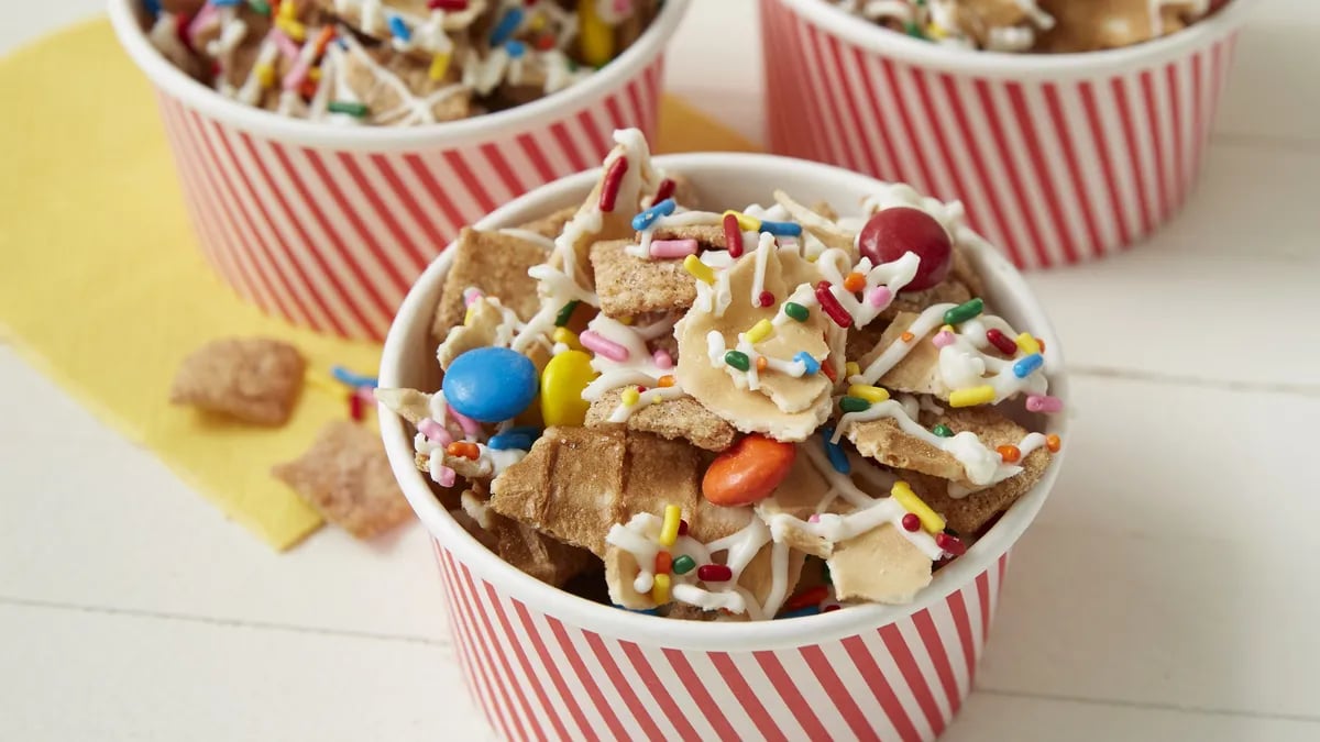 Cinnamon Toast Crunch™ Waffle Cone Snack Mix