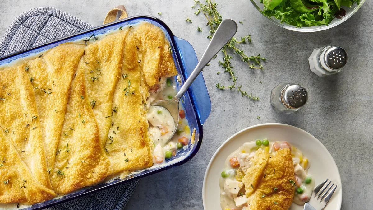 Chicken Pot Pie Crescent Bake