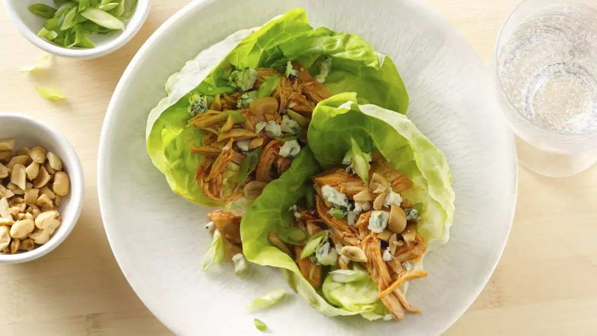 Slow-Cooker Buffalo Chicken Lettuce Wraps 