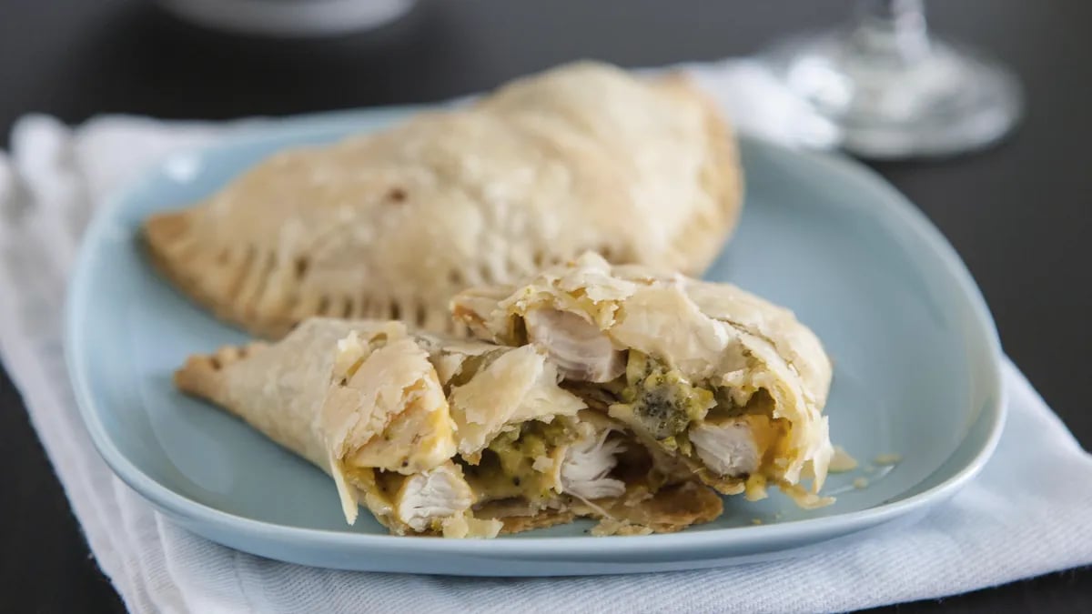 Broccoli Chicken Cheese Pie Pockets