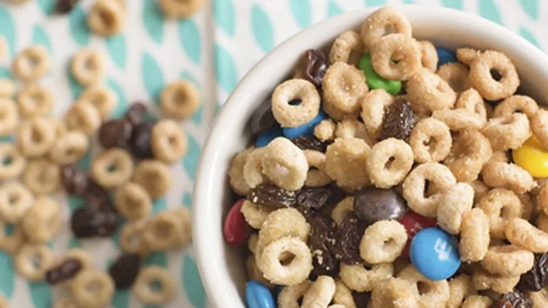 Gluten-Free Cheerios™ Crunch Mix