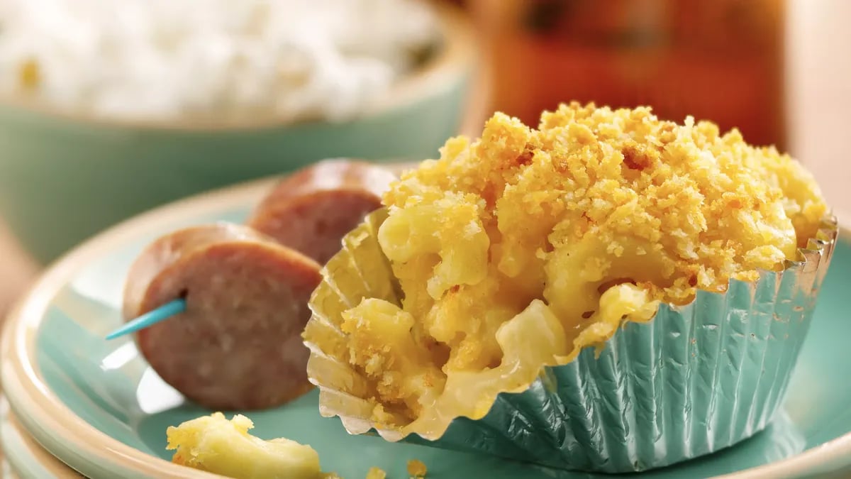 Mac and Beer Cheese Cups