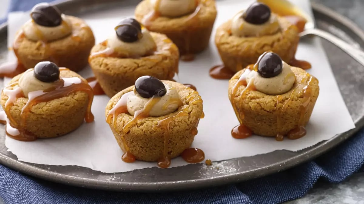 Pumpkin Spice Latte Cookie Cups