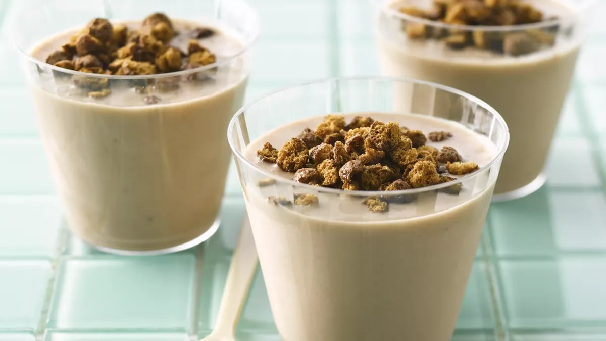 Cocoa-Peanut Butter-Banana Smoothies