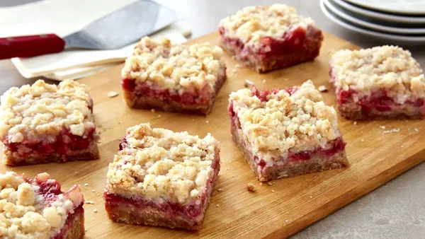 Strawberry Streusel Bars