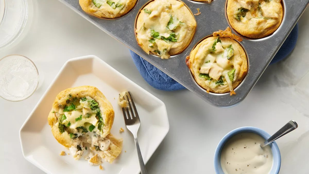 Cheesy Chicken Alfredo Biscuit Cups