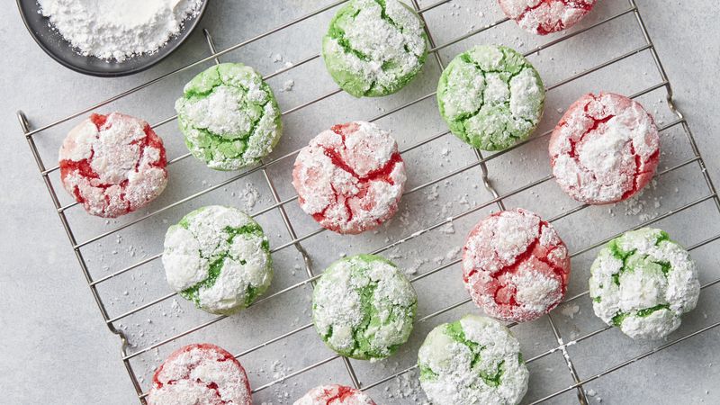 Easy Christmas Crinkle Cookies