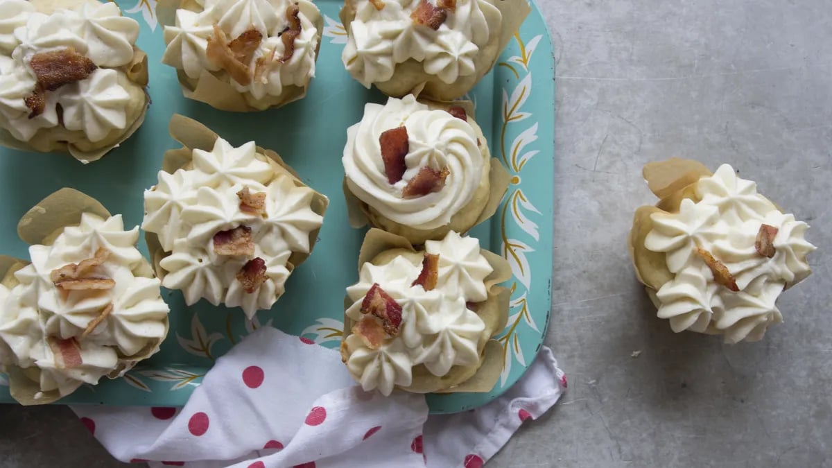 Bacon-Pancake Cupcakes