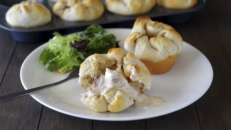 Chicken-Bacon Alfredo Biscuit Cups