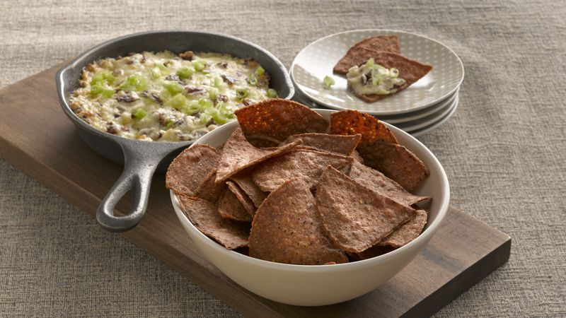 Gruyère and Pecan Queso Dip