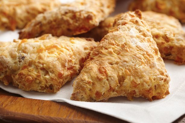 Roasted Corn and Cheddar Scones