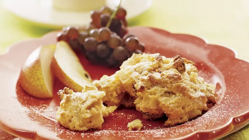 Pear-Nut Scones